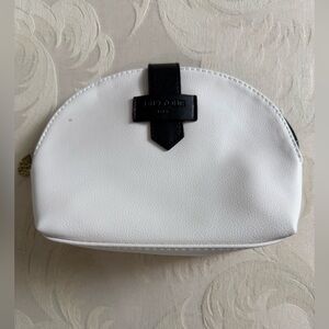 Diptyque Paris White & Black Cosmetic Pouch Makeup Bag Toiletry Case